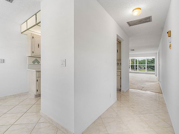 2nd image of 2835 SW 13th Street #202