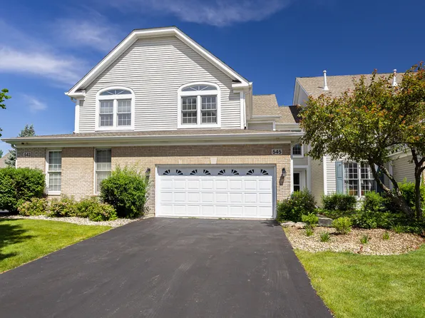545 Harlowe Ln, Naperville, IL 60565