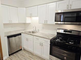 5835 W 63rd St #2B, Chicago, IL 60638