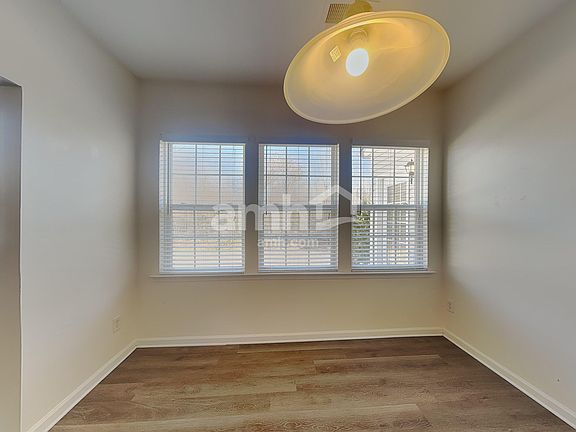 5th image of 10339 Samuels Way Dr