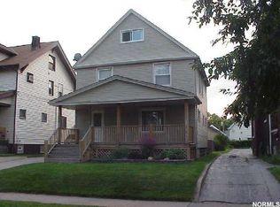3988 E 42nd St, Newburgh Heights, OH 44105