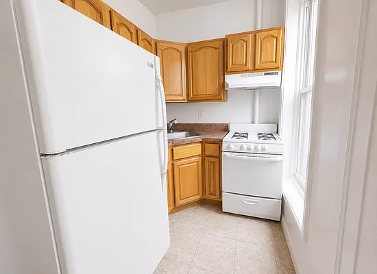 Kitchen, photo 1