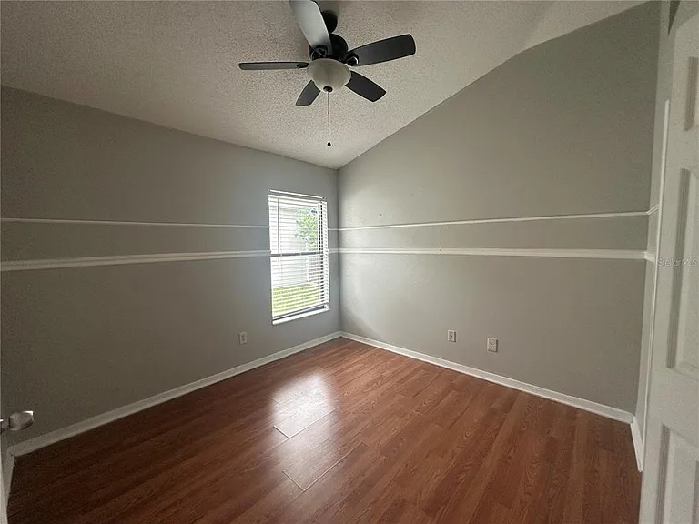 929 Rosinia Ct — Photo 55
