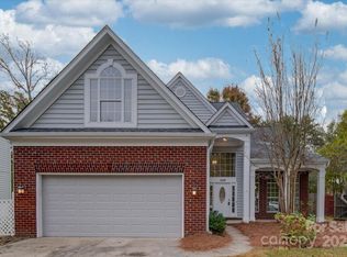 6128 Downfield Wood Dr, Charlotte, NC 28269