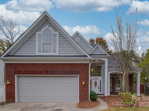 6128 Downfield Wood Dr, Charlotte, NC 28269