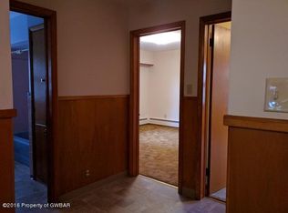 219 E 5th St APT 3, Hazleton, PA 18201