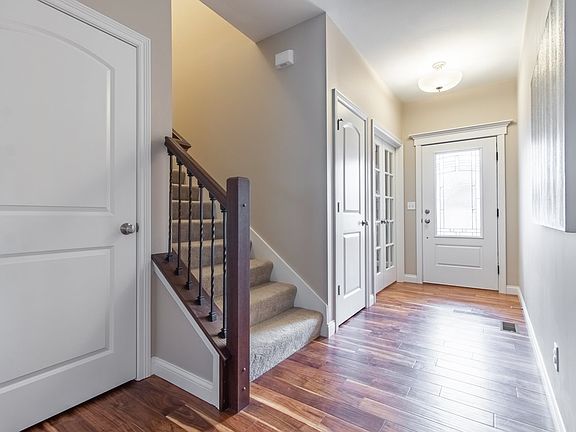 4th image of 6211 W Clairemont Ct