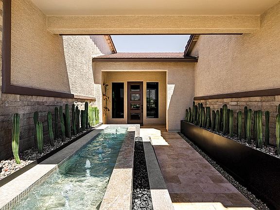 The Highpoint - Entry