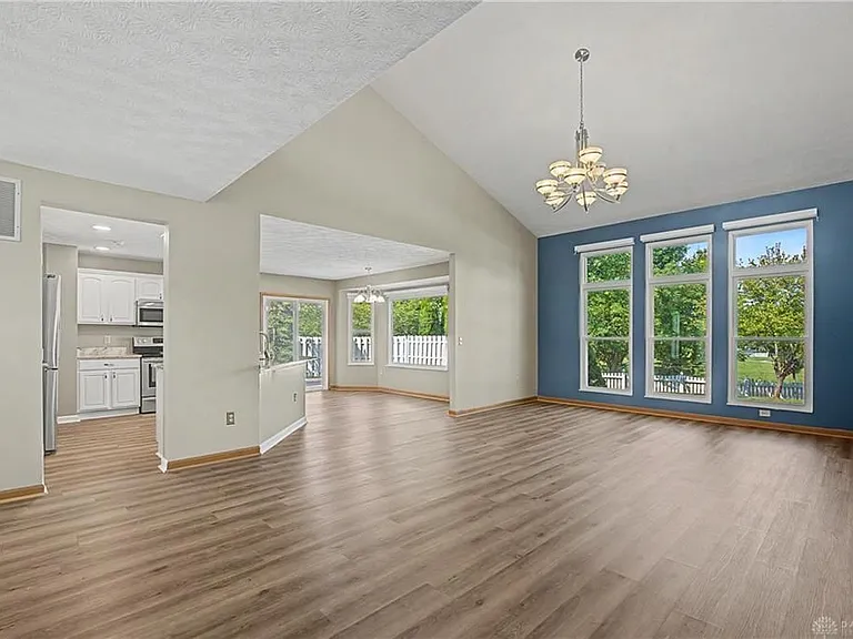 2996 Brookfield Ct — Photo 10