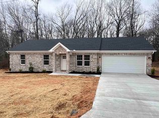 345 Calvary Cir, Lonoke, AR 72086