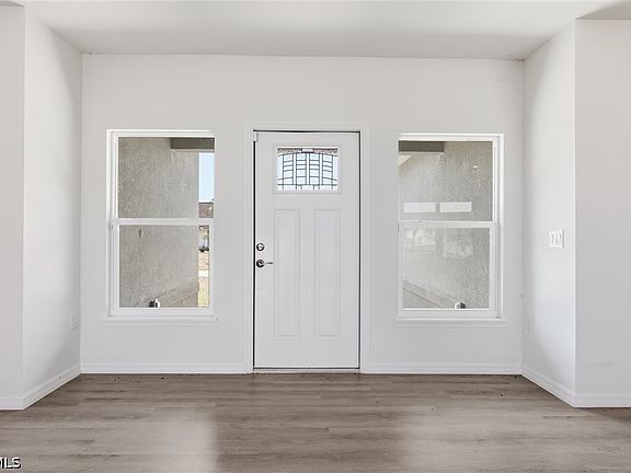 3rd image of 1406 Ford Cir