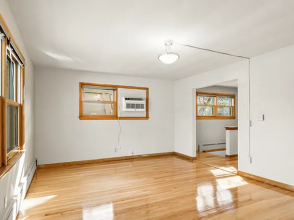 664 Sprague St APT 1, Madison, WI 53711