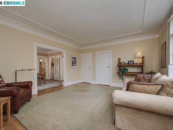 5th image of 2741 Garber St APT 3