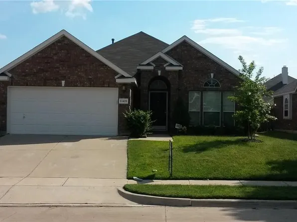 11421 Aspen Creek Dr, Fort Worth, TX 76244