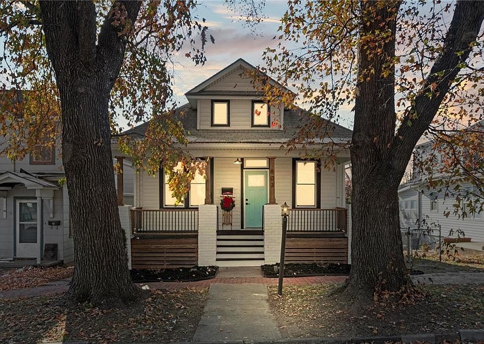 1st image of 603 Olive St