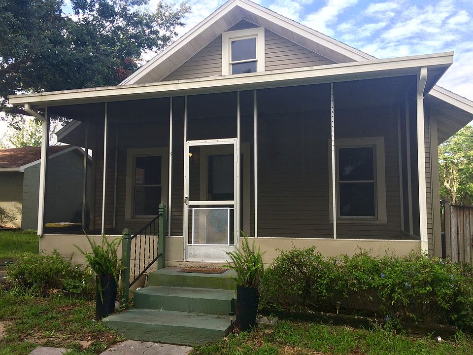 1st image of 655 W Minneola Ave