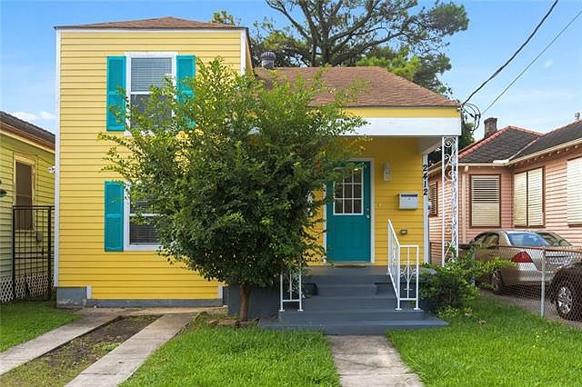 1st image of 2412 Verbena St