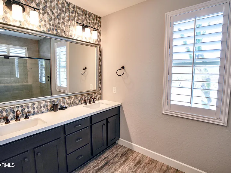 3261 Huckleberry Way — Photo 25