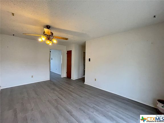 5th image of 1107 Sublett Ave