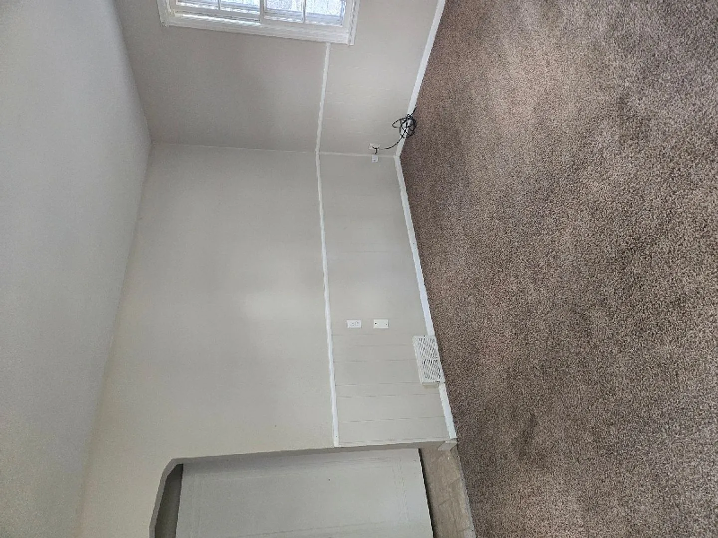 Beautiful 2 Bedroom 1 Bathroom In Redford Township! — Photo 3