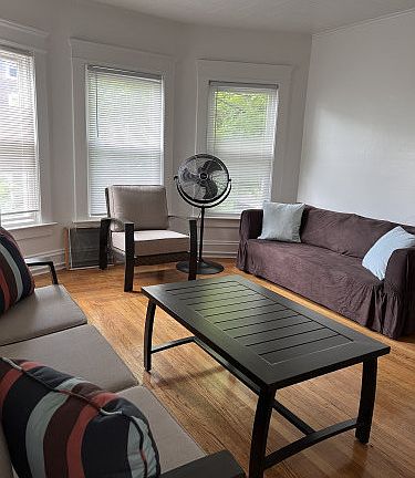 4th image of 741-743 Maryland Ave #2