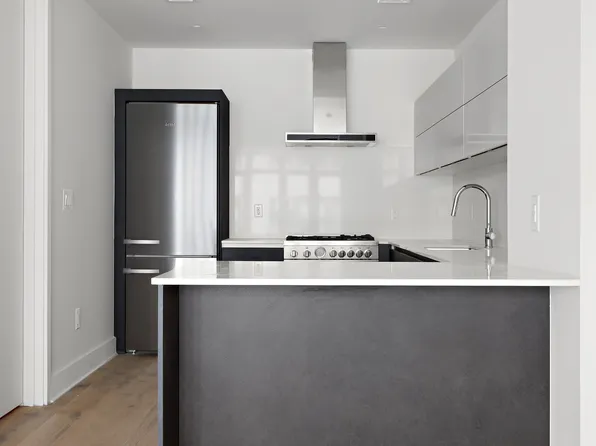 128 West 26th Street image 8 of 21