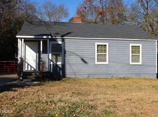 207 Arnold Blvd, Warner Robins, GA 31093