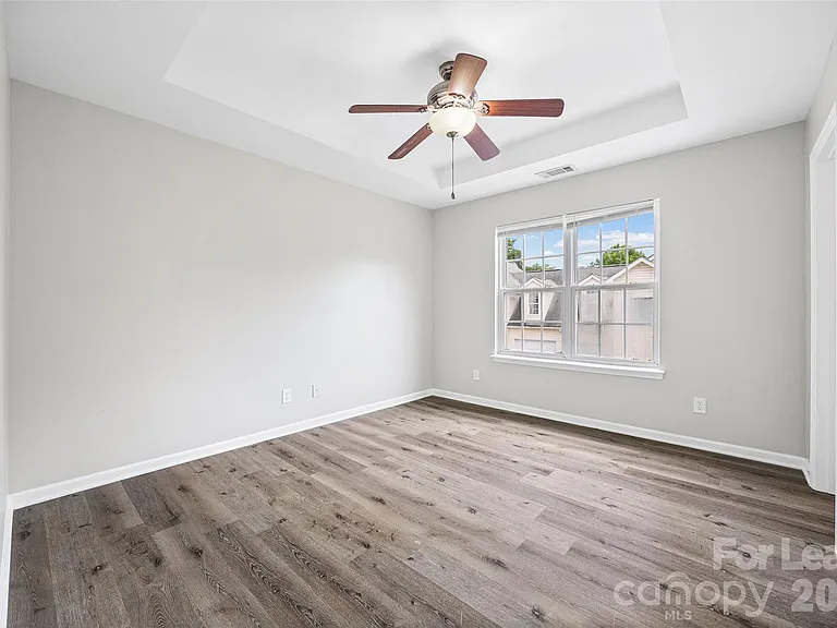 5194 Brooktree Dr — Photo 22