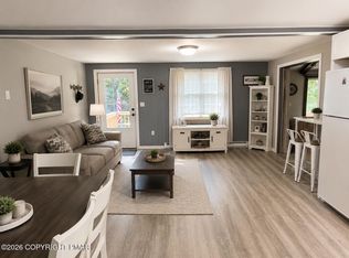 32 Shawnee Trl, Albrightsville, PA 18210