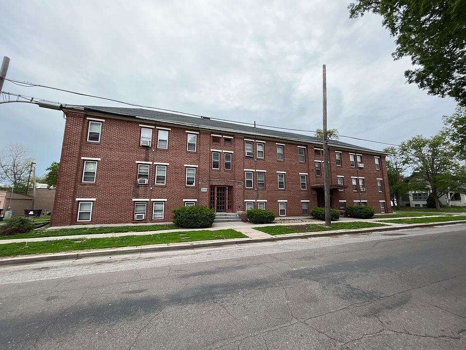 1st image of 2535 N 49th St #207