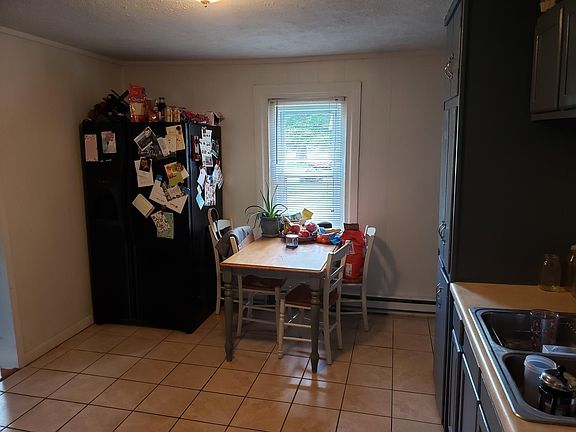 4th image of 620 Johnson St