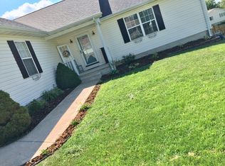 71 Pheasant Dr, Farmington, MO 63640