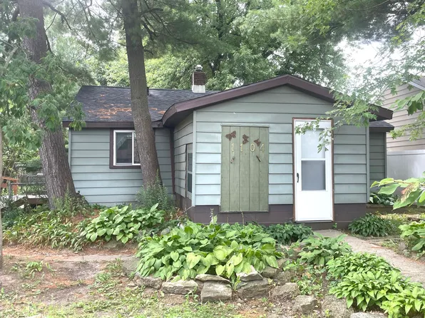 1104 Arland St, Rock Falls, IL 61071