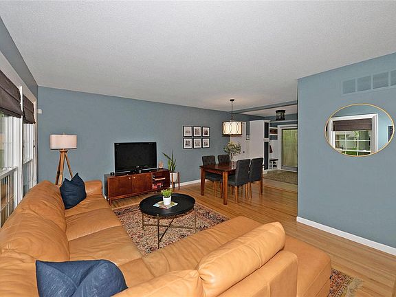 5th image of 11738 Chandellay Dr