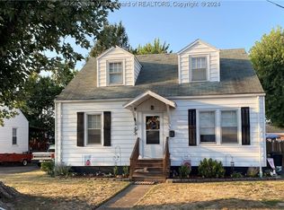 119 English Rd, Point Pleasant, WV 25550