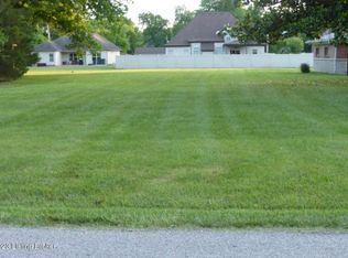 6504 Duroc Ave, Prospect, KY 40059