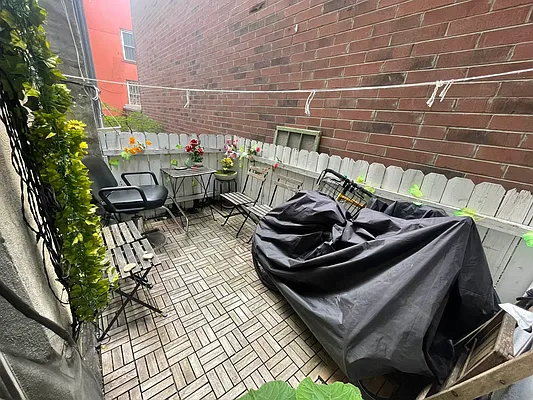 Rented by Bedford 6 Real Estate | media 6