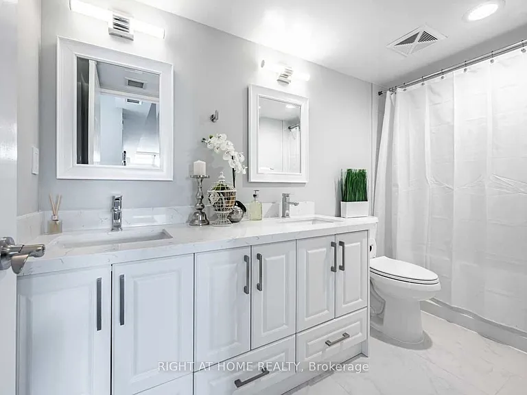 750 Bay St #2306 — Photo 19