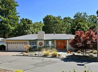 10 Meadowgreen Cir, Santa Rosa, CA 95409