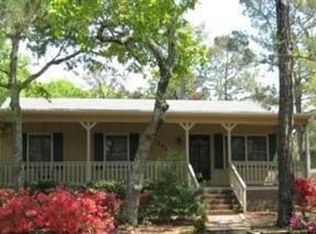 206 NE 36th St, Oak Island, NC 28465