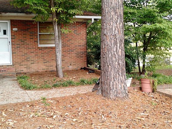 Front Door with lake to the right, behind unit
