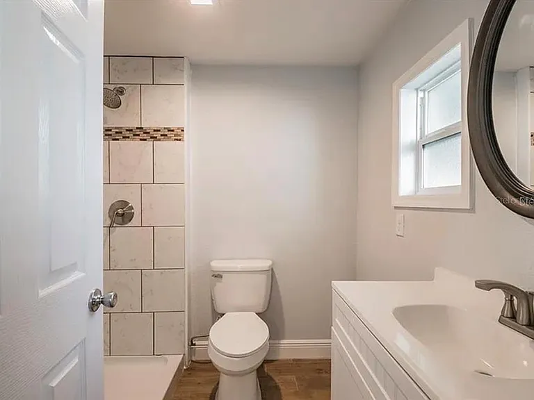 313 24th Ave E — Photo 18