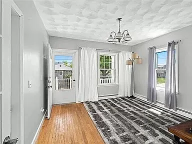 40 Cotter St — Photo 5