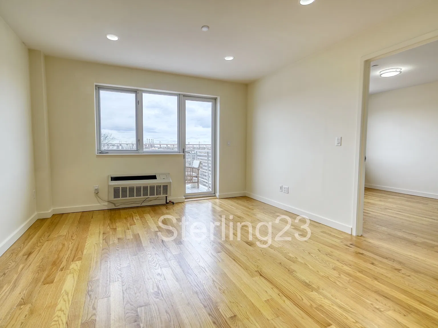 23-15 Astoria Blvd — Photo 4