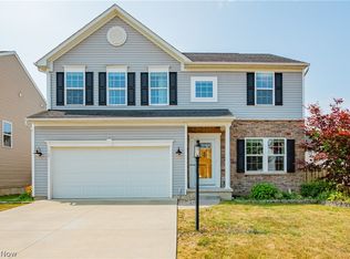 117 Slippery Rock Ln, Berea, OH 44017
