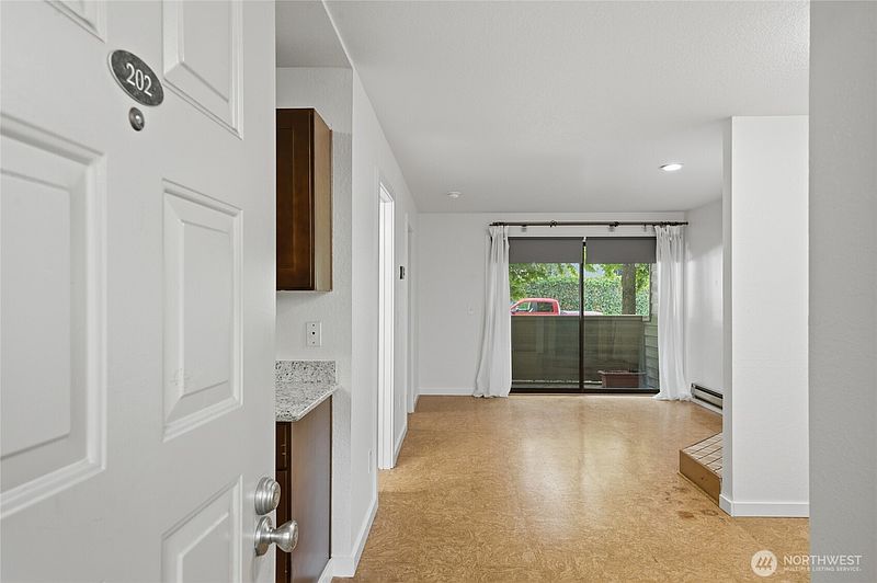 5th image of 9512 1st Avenue NE #202