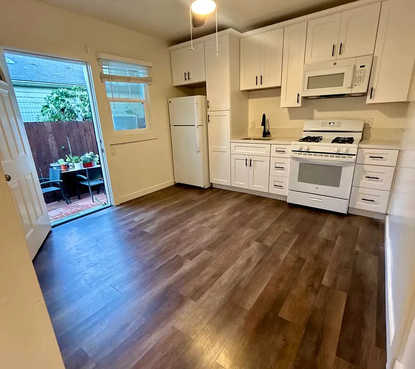 3968-3970 5th Ave