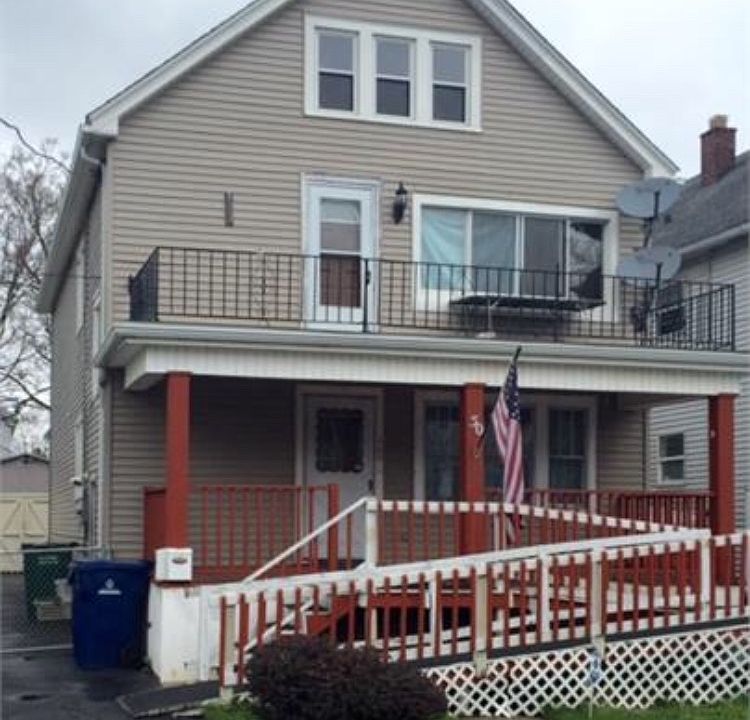 1st image of 50 Houston St