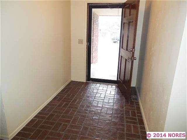 1st image of 3004 E Indianola St