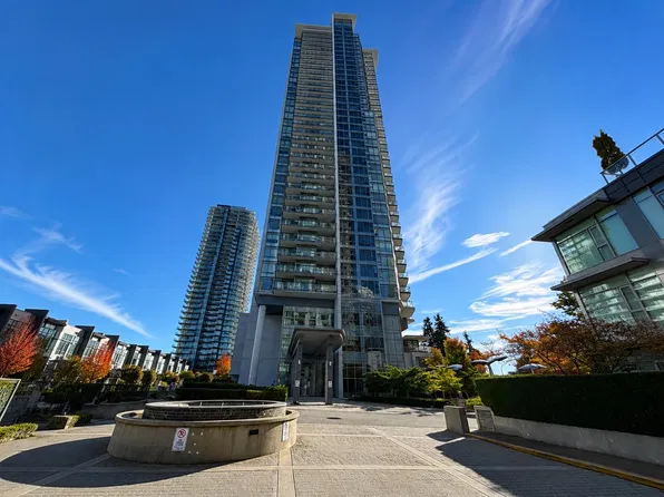 4900 Lennox Ln #2004, Burnaby, BC V5H
